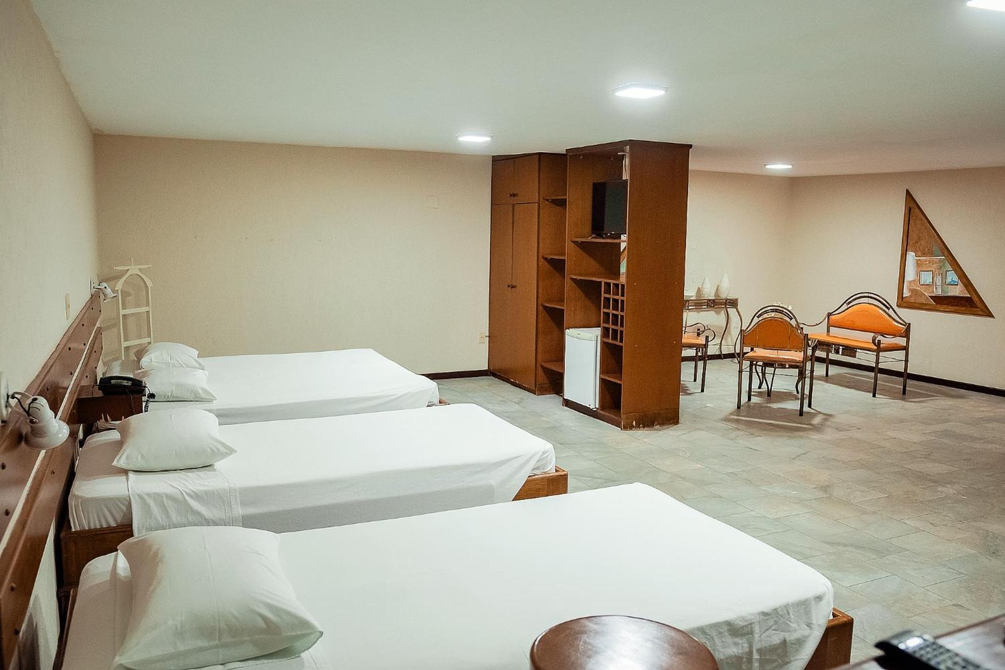 Sakr Hotel Penápolis Buitenkant foto